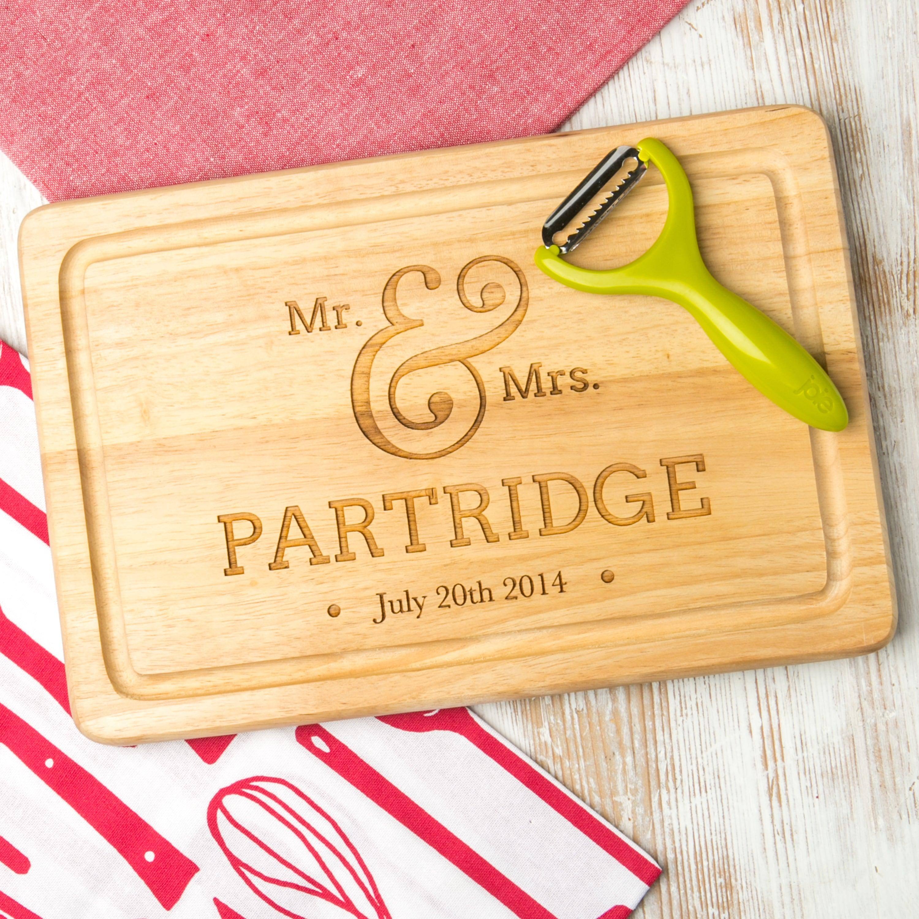 Personalised Wedding Chopping Board - Dustandthings.com